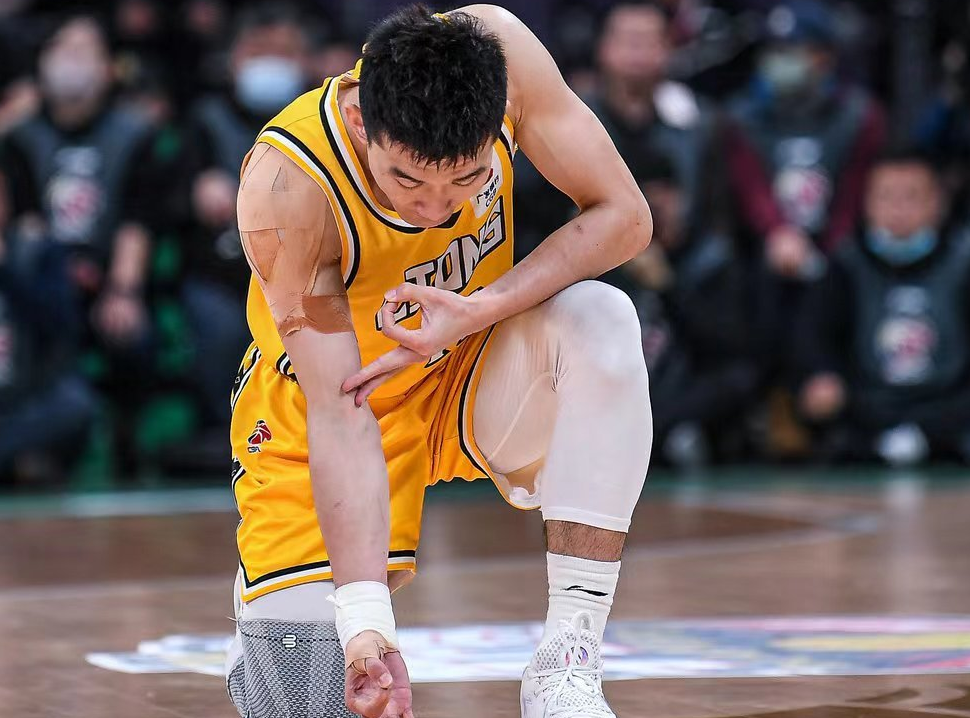 pg游戏关于里程碑夜！切尔西手感冰凉，CBA常规赛今晨刷纪录，震撼外界，训练强度明显提升的信息